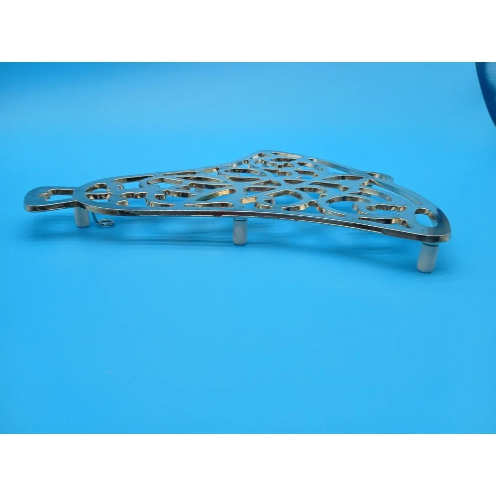 Vintage International Silver Co 10” Silverplate Bell Shaped Trivet Wall Hanging